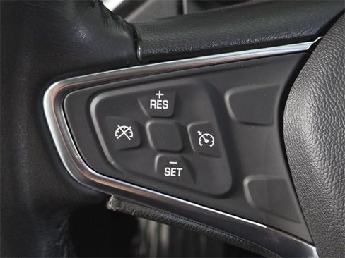 Used 2019 Chevrolet Equinox LT image 20