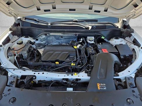 Used 2024 Chevrolet Trax LS FWD image 20
