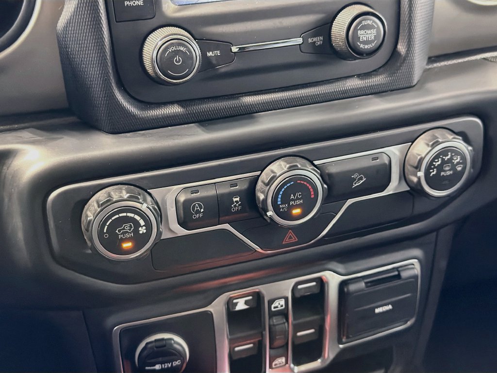 Used 2019 Jeep Wrangler Unlimited Sport S AWD/4WD image 17