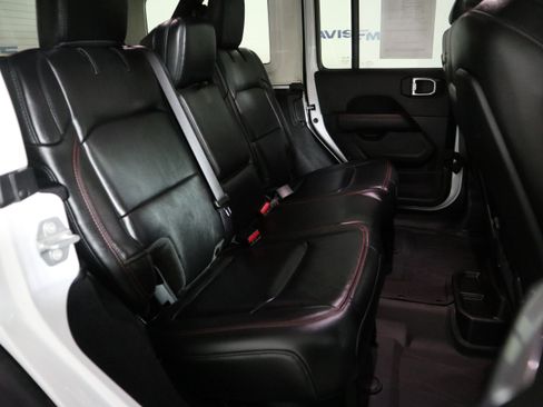 Used 2026 Jeep Wrangler Unlimited Rubicon w/ Safety Group AWD/4WD image 21