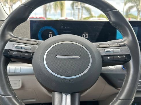 Used 2024 Hyundai Kona SEL AWD/4WD image 22