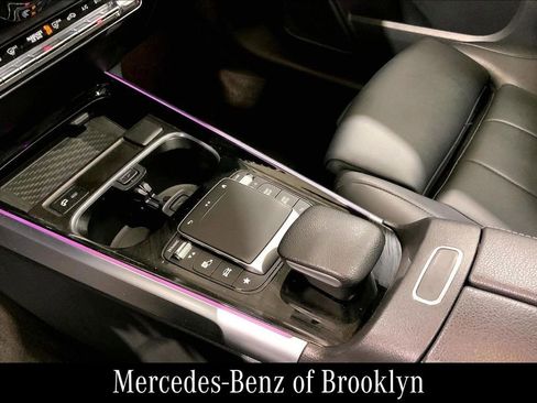 Certified 2023 Mercedes-Benz GLB 250 4MATIC image 19
