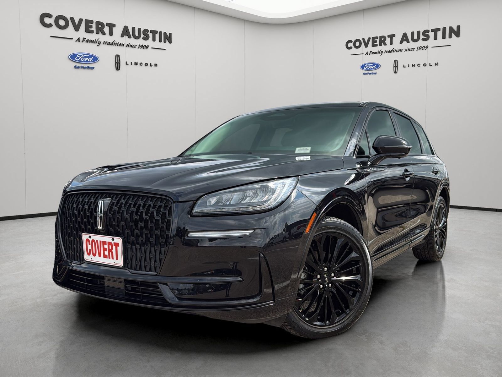 Used 2023 Lincoln Corsair FWD w/ Equipment Group 101A image 1