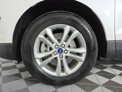 Used 2017 Ford Edge SEL w/ Equipment Group 201A AWD/4WD image 12