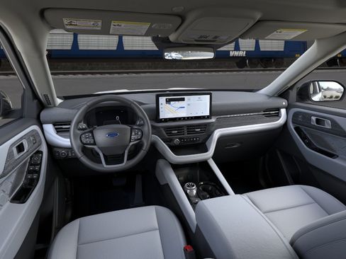 New 2026 Ford Explorer Platinum w/ LUX Leather Package AWD/4WD image 9