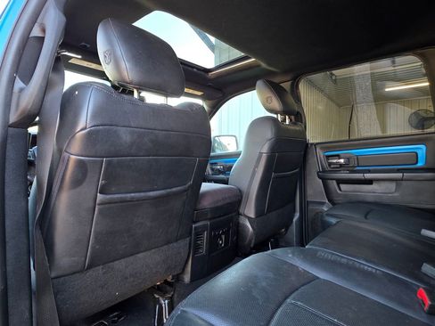 Used 2018 RAM 1500 Sport w/ Hydro Blue Sport Package image 19