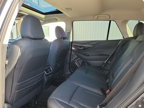 Used 2025 Subaru Outback Touring image 13