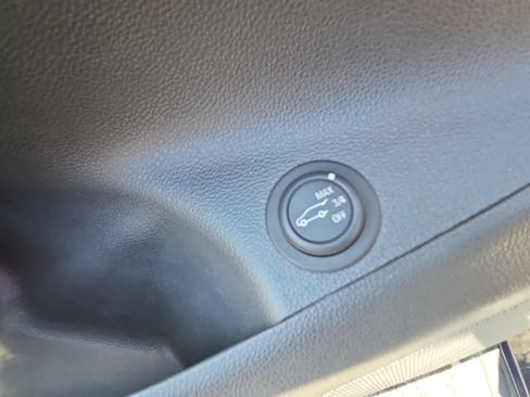 Used 2020 Buick Envision Preferred image 17