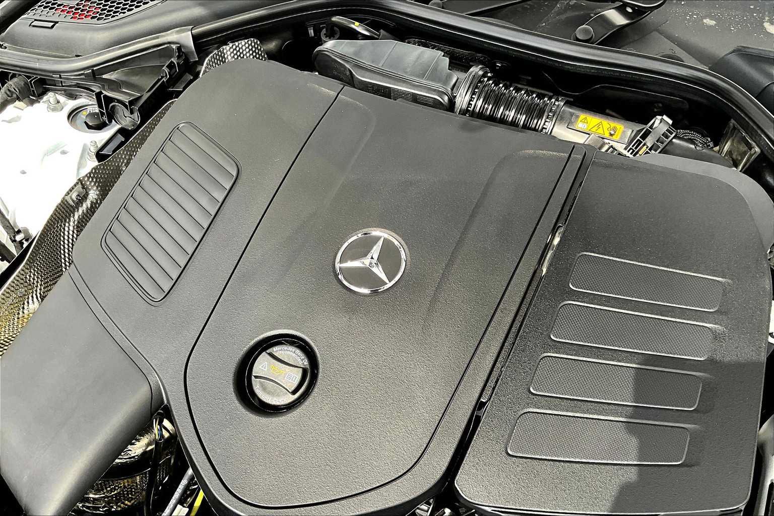 Used 2026 Mercedes-Benz E 350 4MATIC Sedan image 19