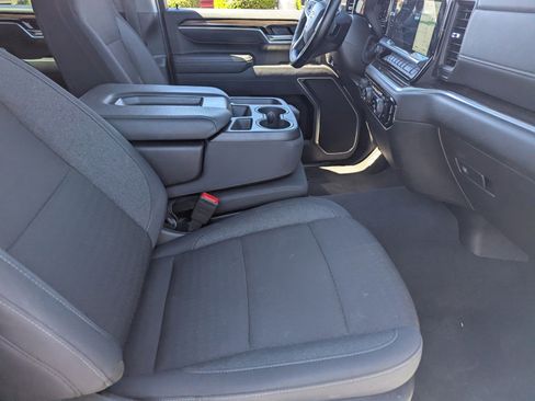 Certified 2025 Chevrolet Silverado 2500 LT w/ Convenience Package AWD/4WD image 11