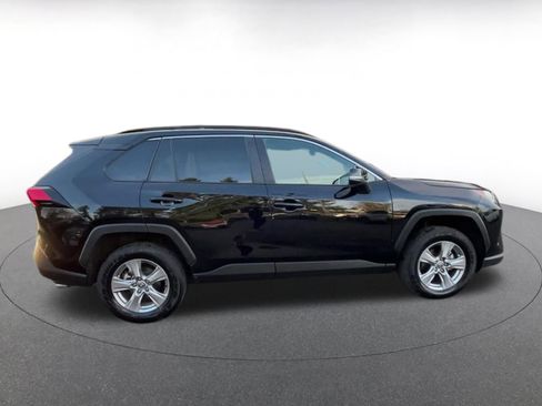 Used 2025 Toyota RAV4 XLE image 16