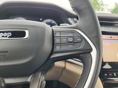 New 2026 Jeep Grand Cherokee L Limited RWD image 16