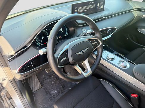 Used 2024 Genesis GV70 2.5T w/ Sport Prestige Package image 26