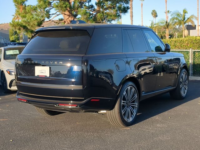 New 2027 Land Rover Range Rover SE AWD/4WD image 2