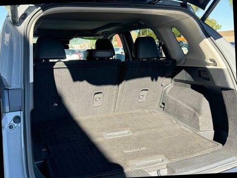 Used 2021 Nissan Rogue SL w/ Premium Package image 7