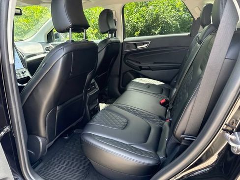 Used 2024 Ford Edge Titanium AWD/4WD image 37