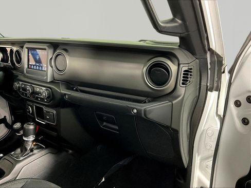 Used 2023 Jeep Gladiator Sport w/ Trailer Tow Package AWD/4WD image 27