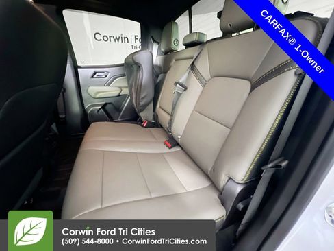 Used 2025 Chevrolet Colorado ZR2 w/ Technology Package AWD/4WD image 29