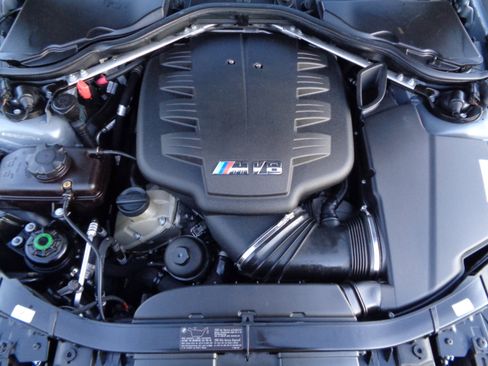 Used 2011 BMW M3 2dr Cpe image 4