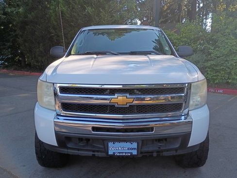 Used 2009 Chevrolet Silverado 1500 LT w/ Power Pack Plus AWD/4WD image 12