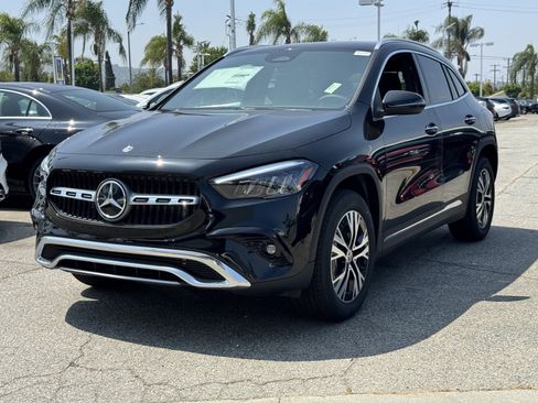 New 2025 Mercedes-Benz GLA 250 image 6