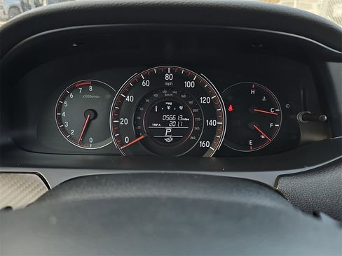 Used 2017 Honda Accord Sport image 18