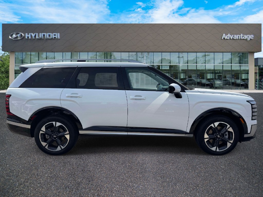 Used 2026 Hyundai Palisade Limited AWD/4WD image 5
