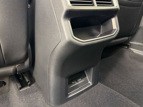 New 2026 Volkswagen Atlas Cross Sport SE AWD/4WD image 31
