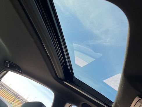 Used 2025 Honda Accord Sport image 31