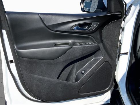 Used 2021 Chevrolet Equinox LT AWD/4WD image 22