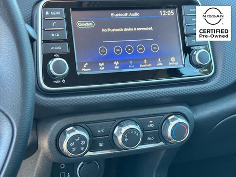 Certified 2025 Nissan Kicks Play S image 25