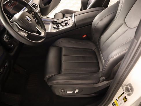 Used 2022 BMW X6 xDrive40i image 13