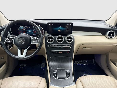 Used 2022 Mercedes-Benz GLC 300 4MATIC image 20