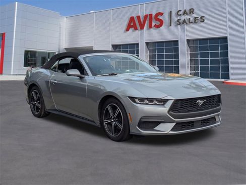 Used 2024 Ford Mustang Premium image 3