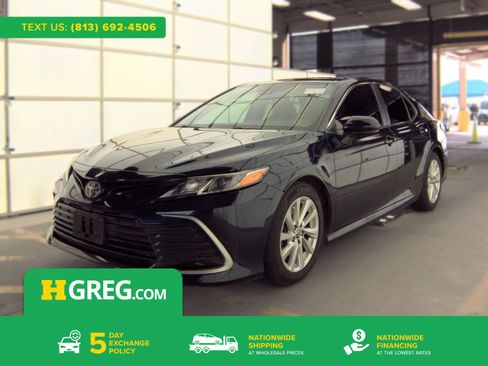 Used 2021 Toyota Camry LE FWD image 1