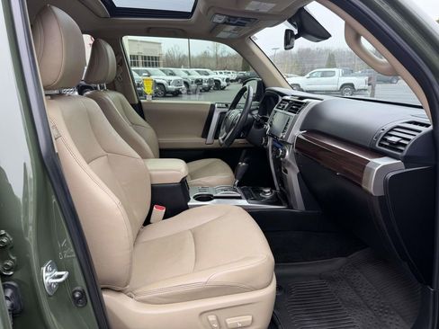 Used 2022 Toyota 4Runner Limited image 12