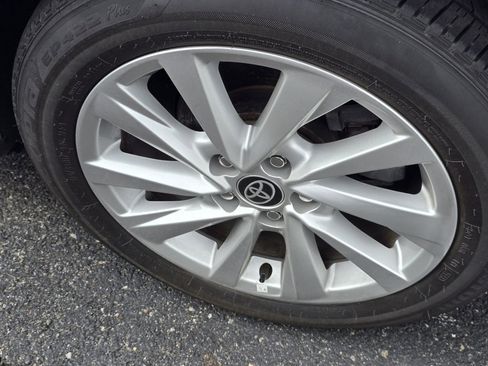 Certified 2023 Toyota Camry LE w/ Convenience Package image 12