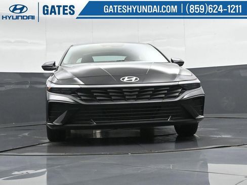 New 2026 Hyundai Elantra SE image 39