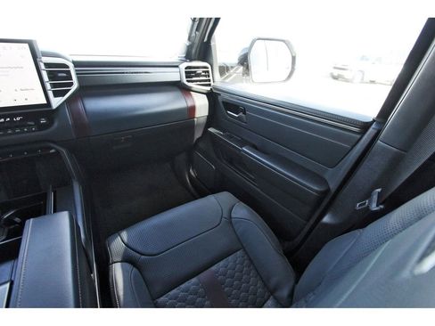 Used 2026 Toyota Sequoia Capstone AWD/4WD image 10