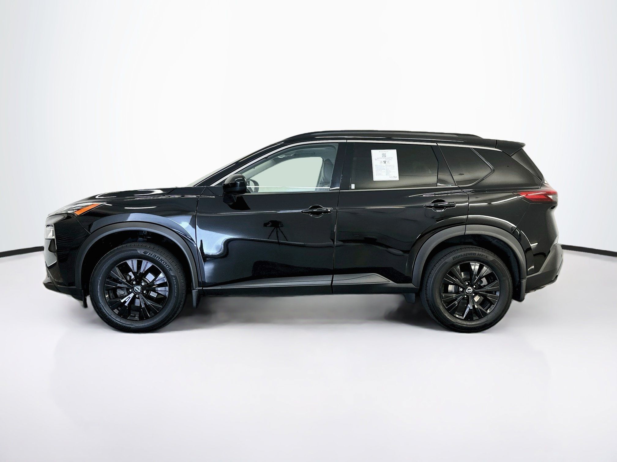 Used 2023 Nissan Rogue SV w/ SV Premium B Package AWD/4WD image 4