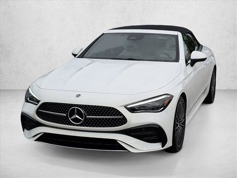 Certified 2025 Mercedes-Benz CLE 300 4MATIC Cabriolet image 21