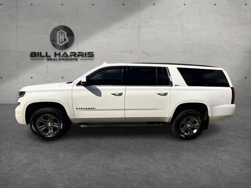 Used 2020 Chevrolet Suburban LT w/ Off-Road Package AWD/4WD image 10