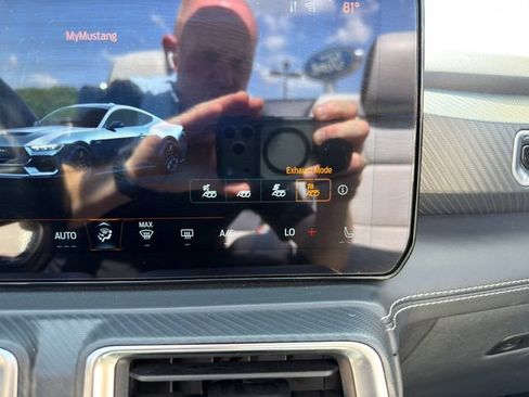 Used 2024 Ford Mustang Premium RWD image 29