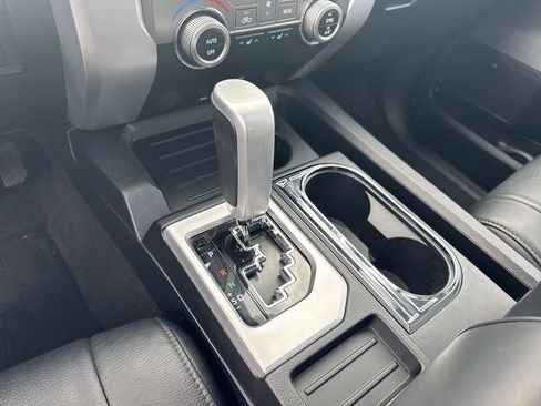 Used 2019 Toyota Tundra Limited image 32