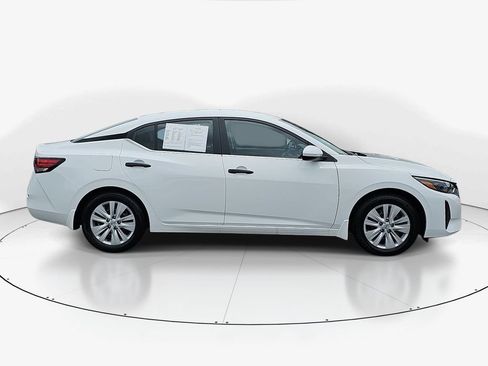 Used 2025 Nissan Sentra S FWD image 5