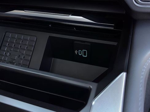 Used 2026 Ford F450 Platinum w/ FX4 Off-Road Package image 22