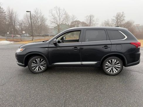 Used 2019 Mitsubishi Outlander GT image 4