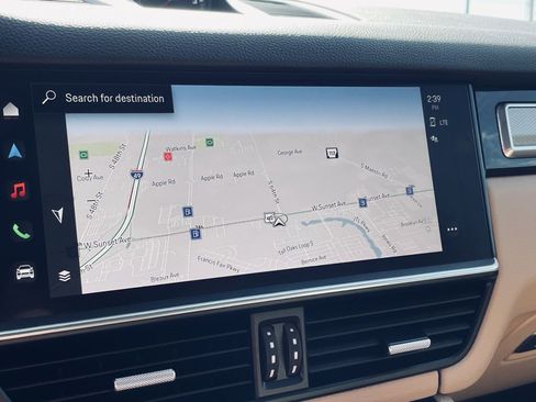 Used 2023 Porsche Cayenne Platinum Edition image 14