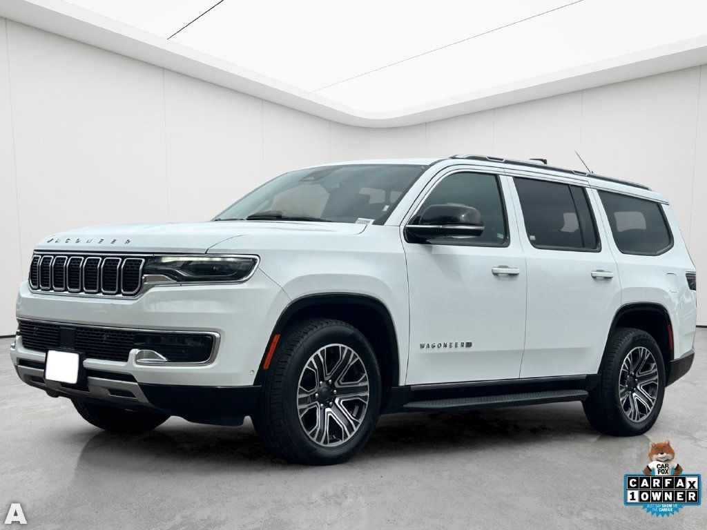 Used 2024 Jeep Wagoneer Series II w/ Flexible Seating Group RWD image 2