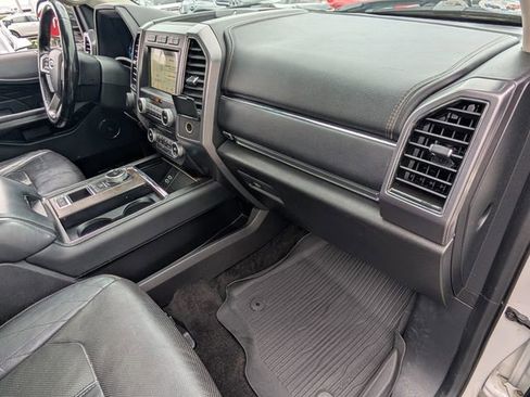 Used 2018 Ford Expedition Max Platinum image 20